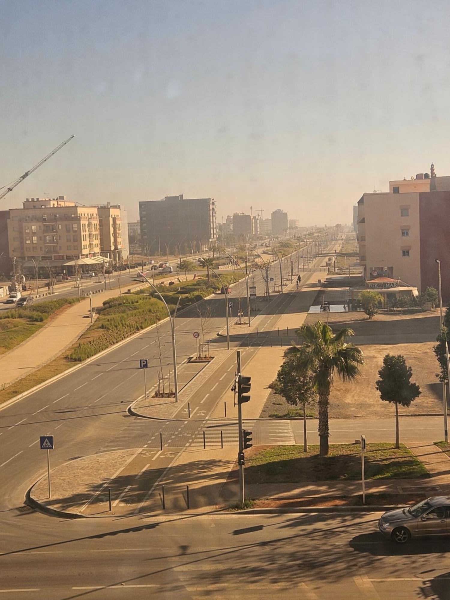 Appart Moderne Nador Al Jadid Pres De La Corniche Exteriör bild